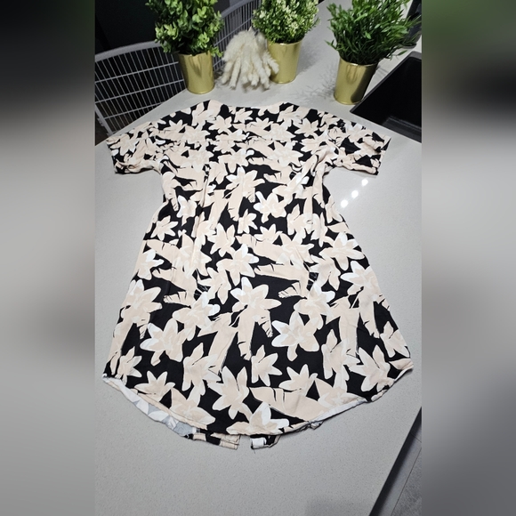 SCHWINN Parfaite robe chemisier, longueur midi à motifs estivaux avec boutons - Picture 6 of 7